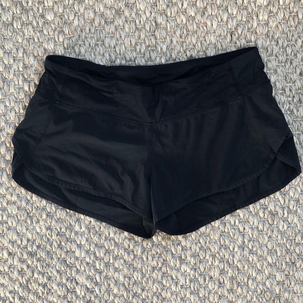 Black Lululemon running shorts